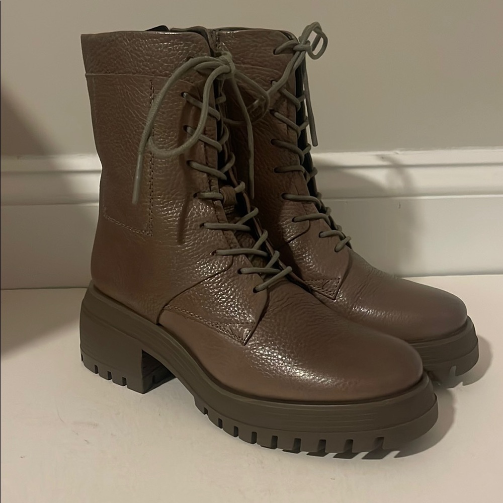 Franco Sarto Women's Brown Lace-Up Chunky Heel Leather Lug Sole Ankle Boots, 7